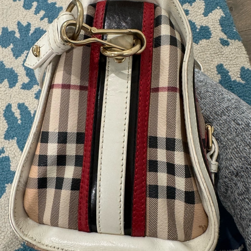 Burberry Women's Beige and Red Plaid Bag - Picture 6 of 16